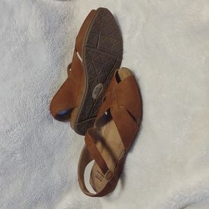 Earth Origins leather sandals